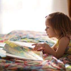 5 Great Reasons to Read to Your Kids shutterstock_221592382_mini
