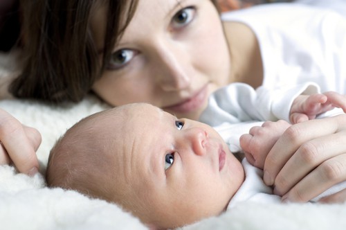 Welcome Newborn Baby! Form Lifelong Bonds With Your Child